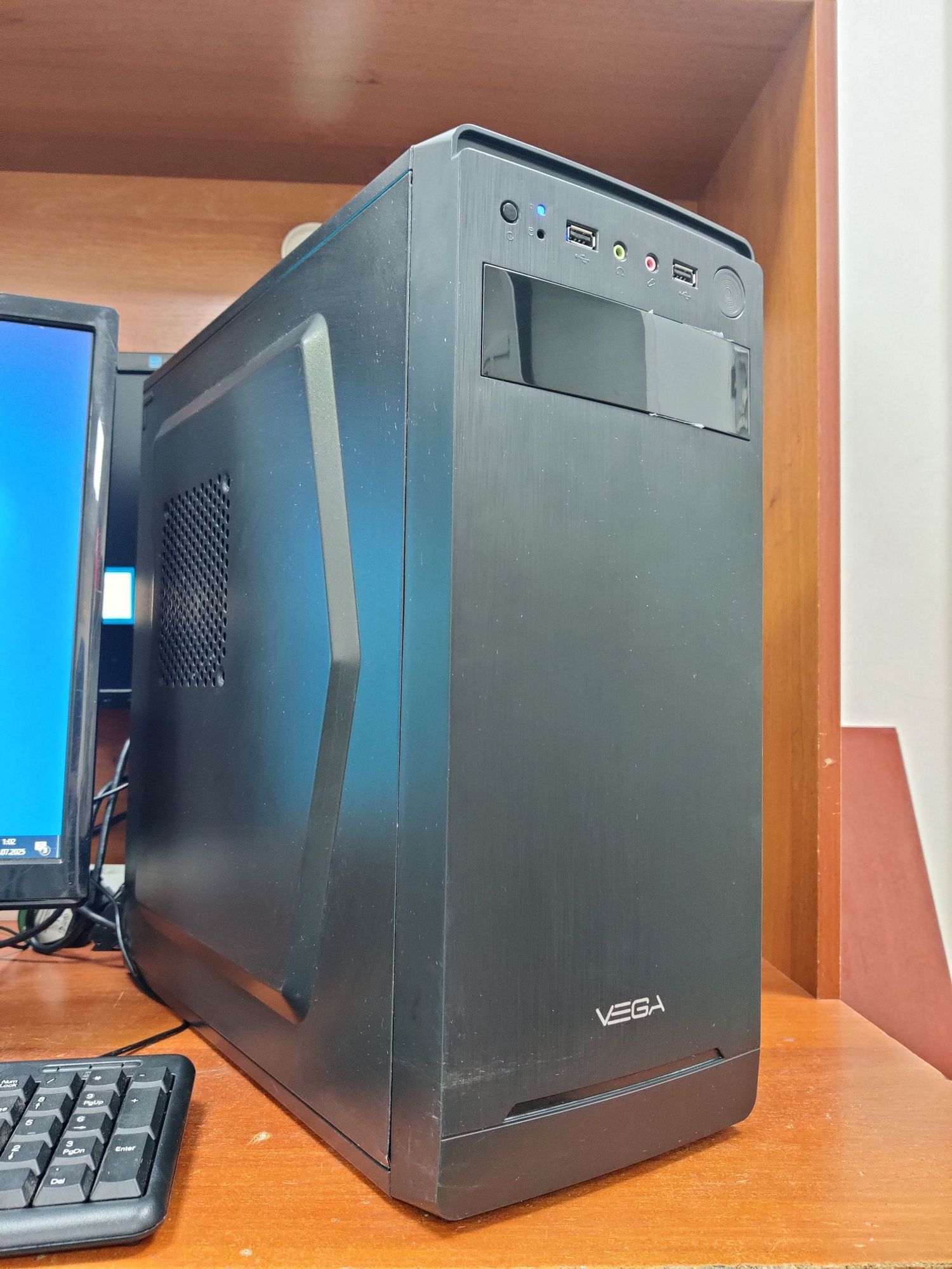 Компьютер Системный блок 8GB DDR4/SSD 240GB./Win 10/Core i3/i5 4 ядер