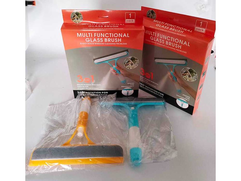 Чистачка за прозорец стъкло с гъба,скрепер и спрей-бутилка за препарат