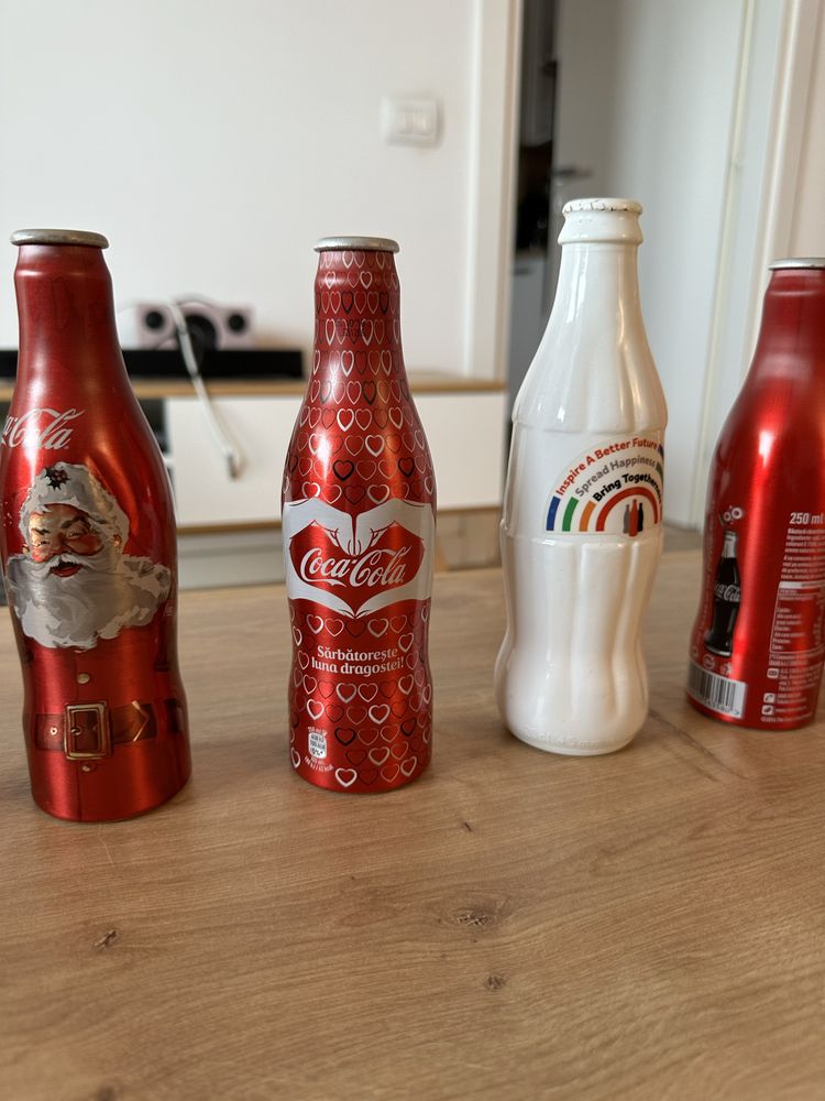 Vand sticle Coca Cola de colectie 24 lei bucata