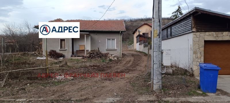 Къща в Плевен, област-с.Къртожабене площ 65 цена 58000