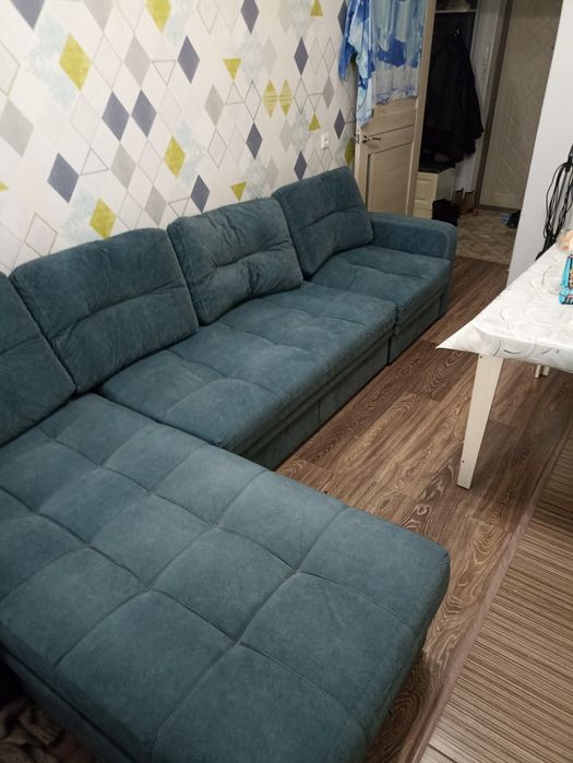 Диван в хорошем состоянии