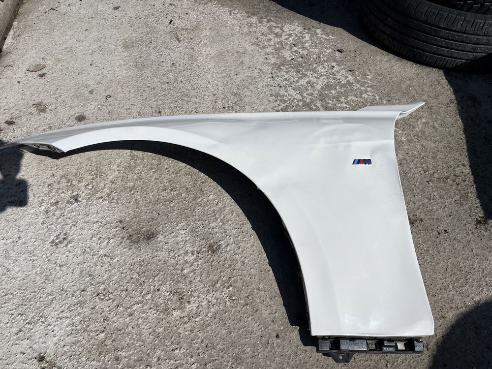Aripa stanga cu defect BMW Seria 3 F30 F31