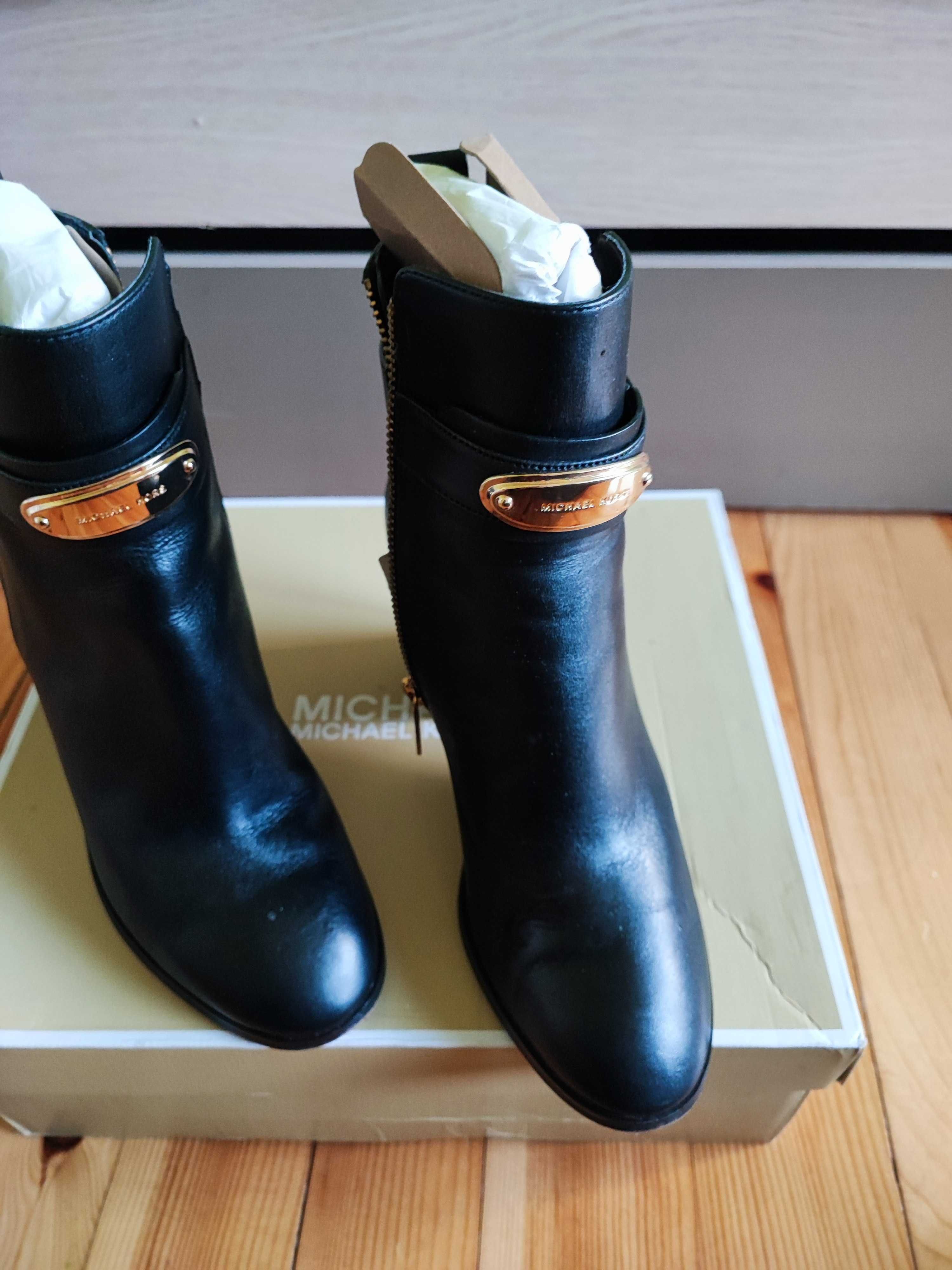 Боти Michael Kors