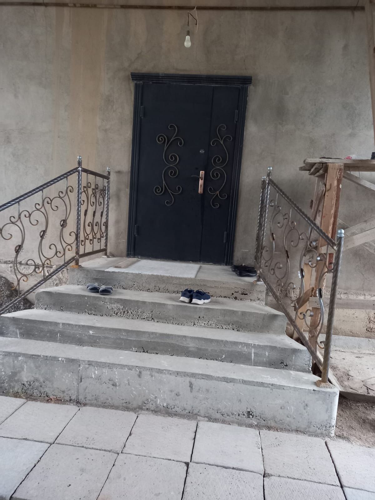 Продоется дом район варошиловка