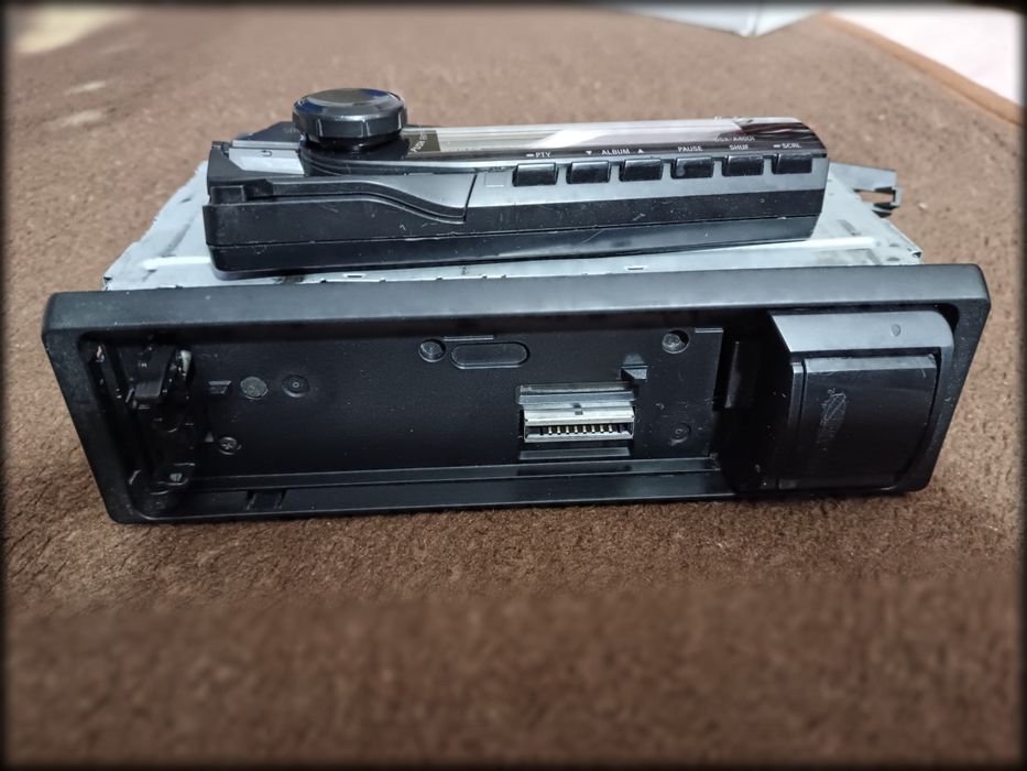 Player mp3 auto Sony USB+Auxiliar 4x55w.