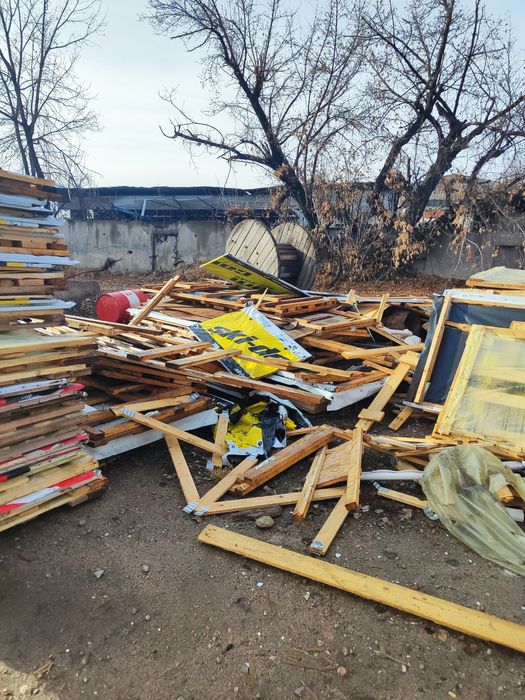Дрова самовывоз можно использовать как строиматериал
