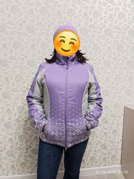 Продам спортивную куртку