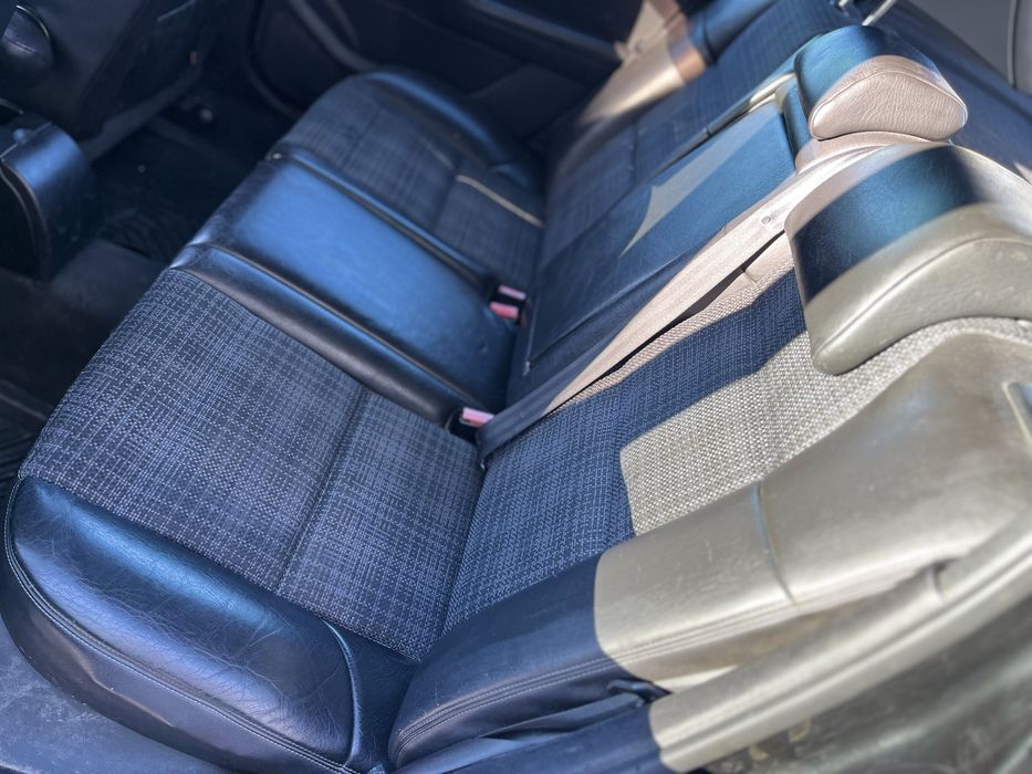 Продавам личния си автомобил Пежо 307