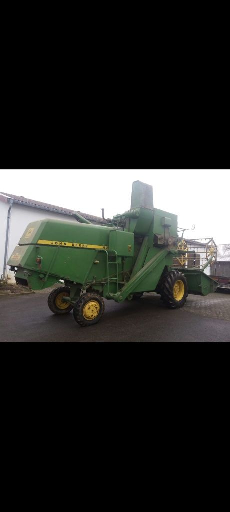 Vând combina agricola John Deere 935