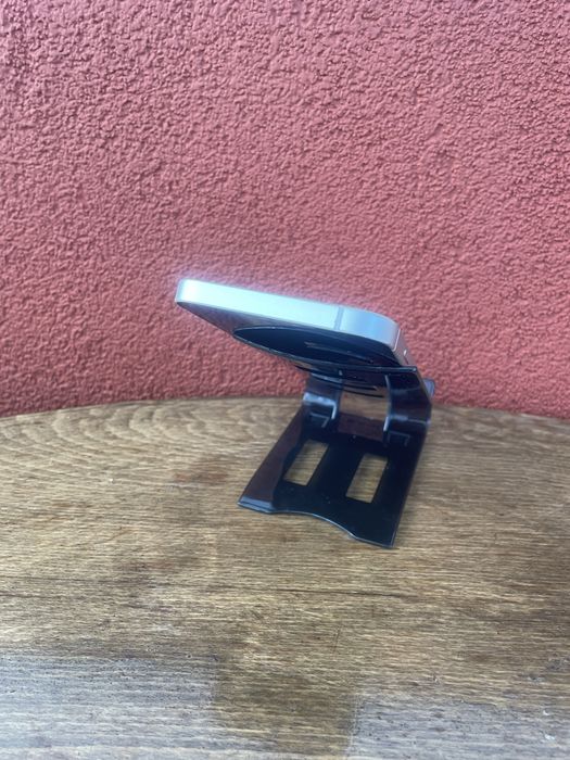 Iphone 12 64 gb бял white