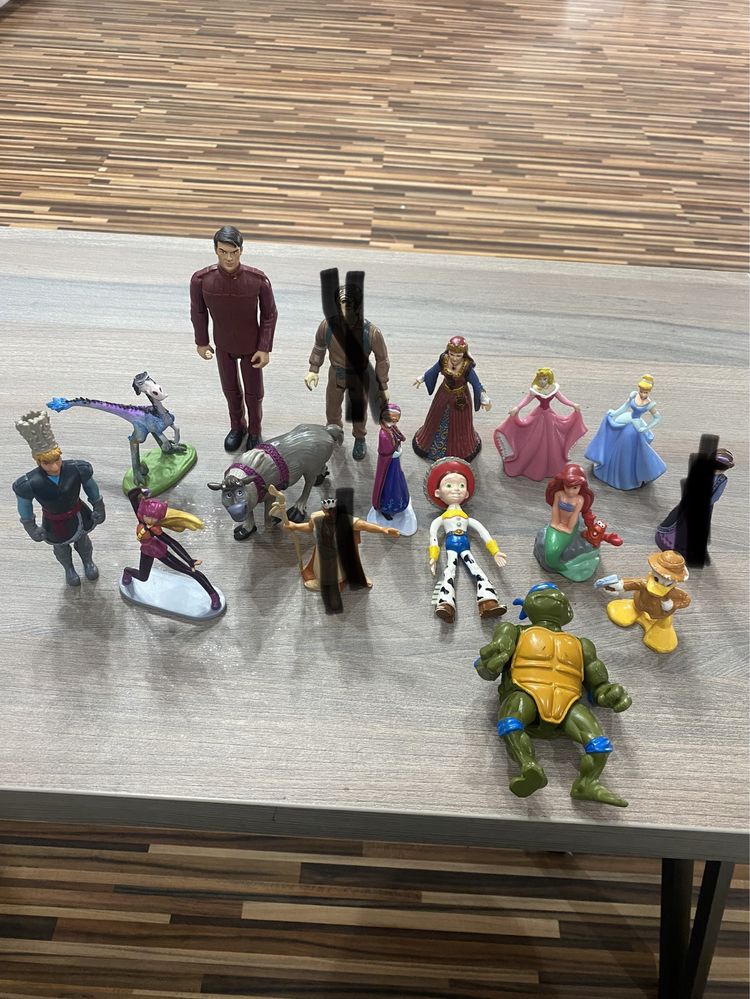 Figurine Disney diverse