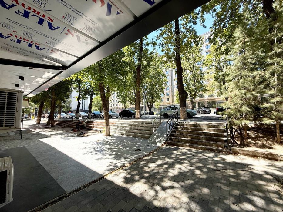 Чиланзар 2-квартал | 50кв - нежилое помещение вдоль дороги Продажа
