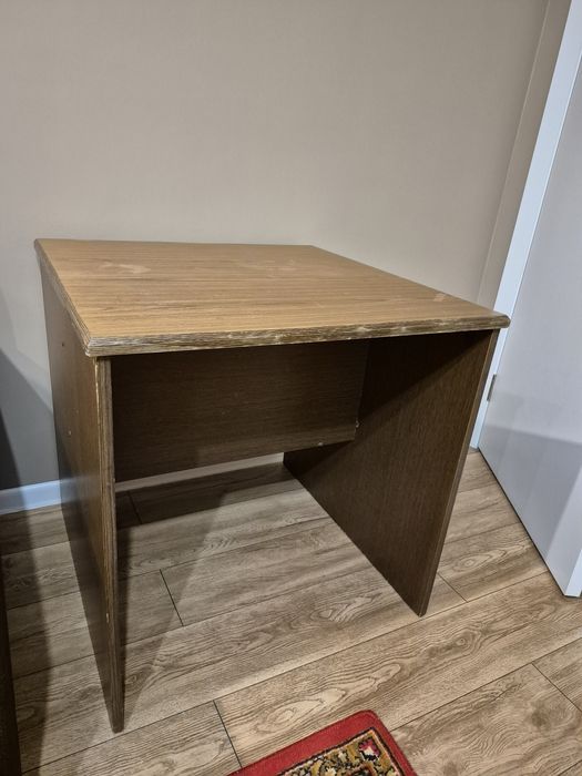 Письменный стол для учебы