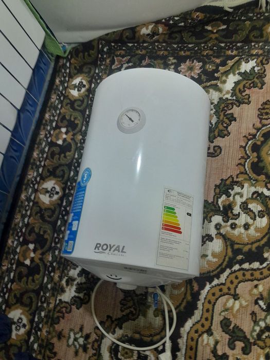 Ariston sotiladi 30 L