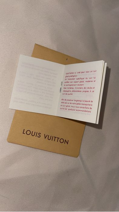 Borsetă Louis Vuitton Trio Bag