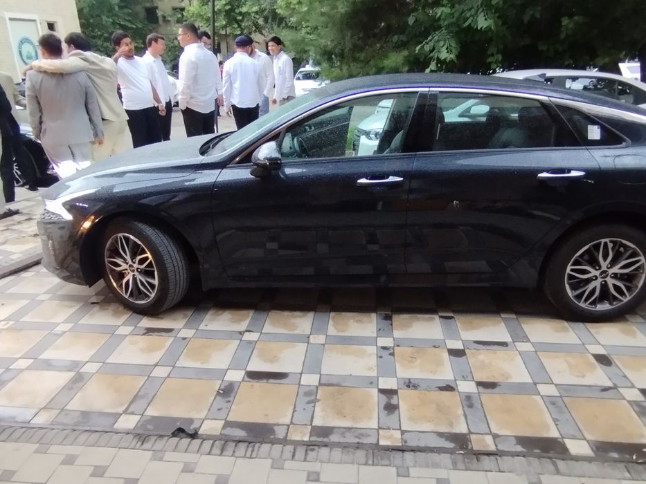 Kia k5. 5 pozitsya