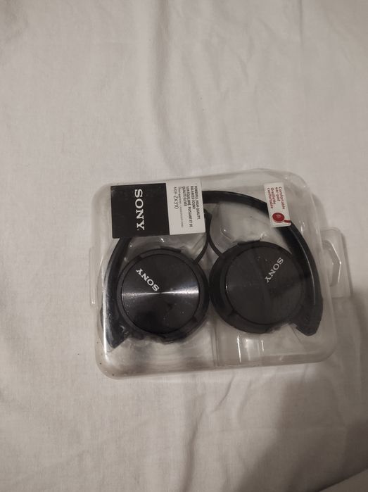 Vând căști sony noi nouțe