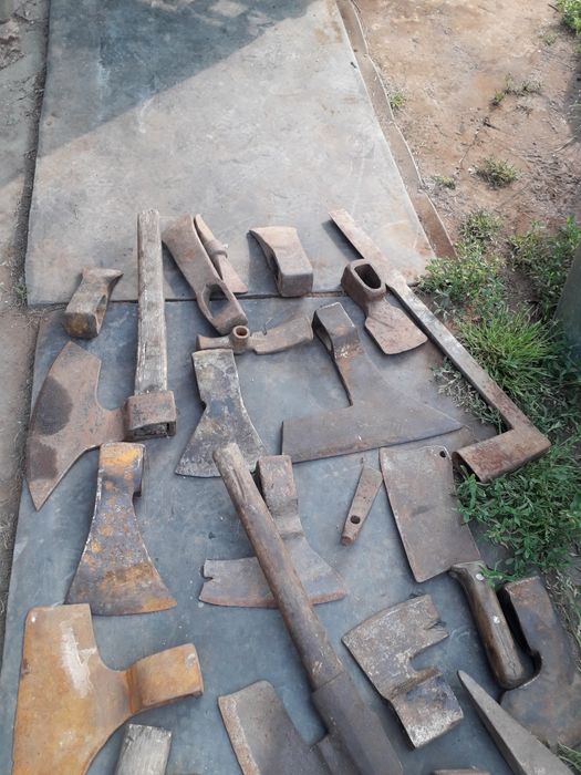 Barda, clesti fierarie nicovala coasa,soba rumegus,caldare palinca