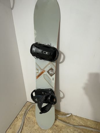 Placa snowboard salomon cu legaturi si boots