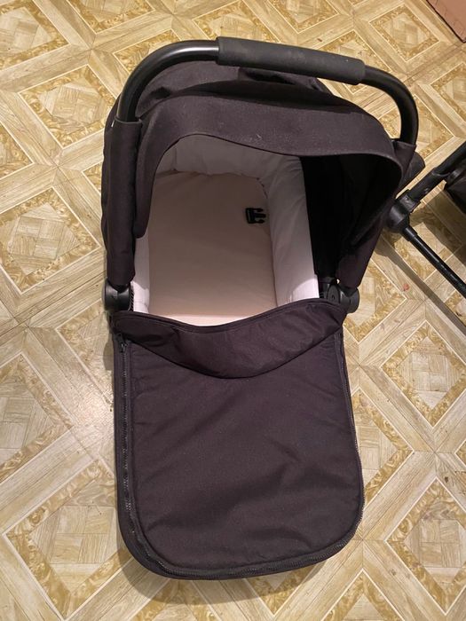 Коляска 2 в 1, прогулочная и люлька