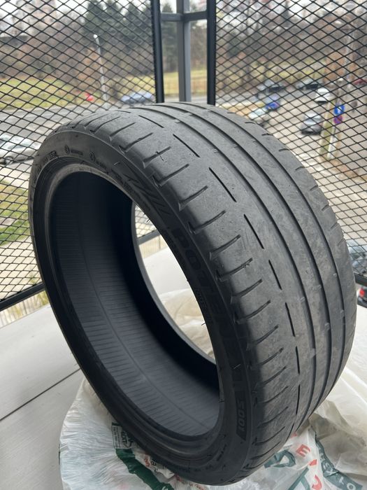 BRIDGESTONE Potenza S001 255/35/R19 DOT 2020