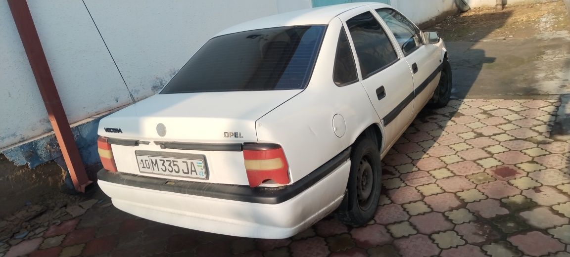 Opel vectra 1.8 срочно