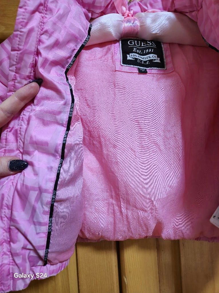 Детско зимно яке за момиче Guess
