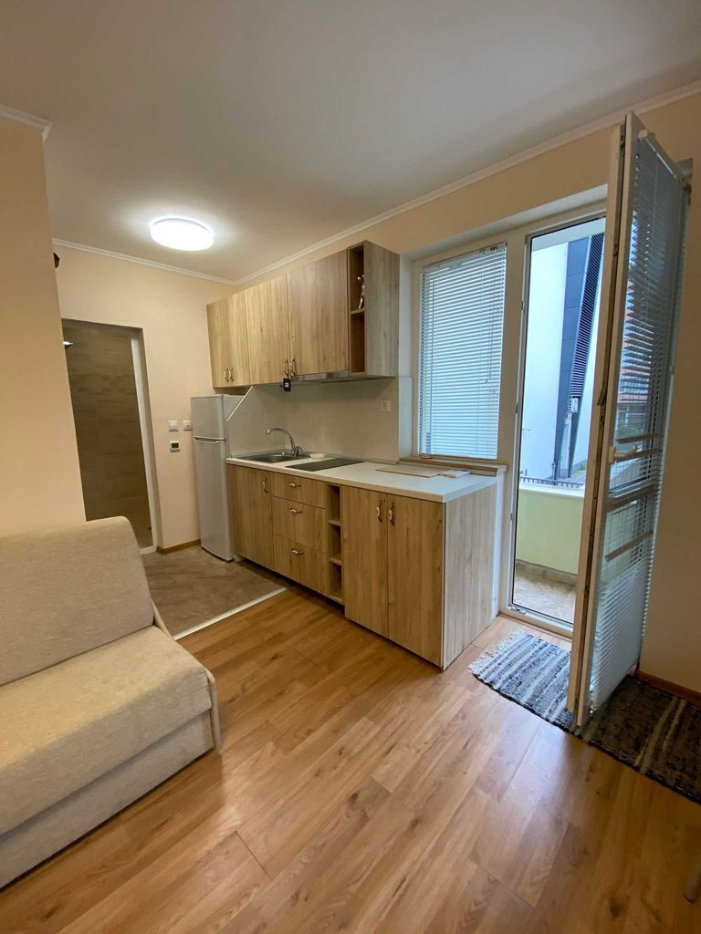 Продава се Едностаен апартамент в Несебър - 30 кв.м за 1800 €/кв.м - Снимка #2