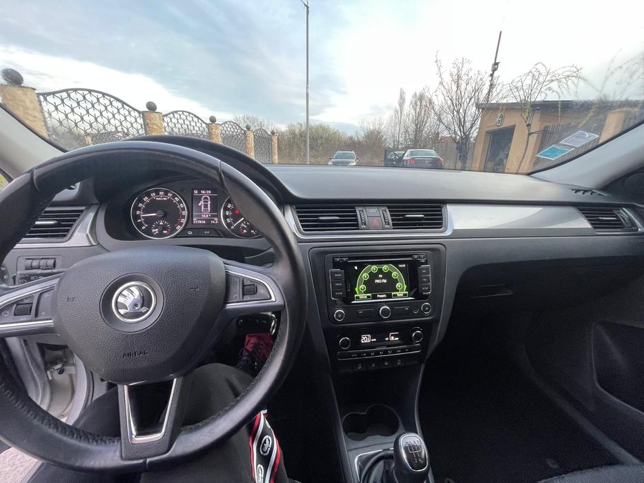Skoda Rapid 1.6 TDI • 2014 • Euro 5 • Cauciucuri noi • Nr.roșii 3 luni