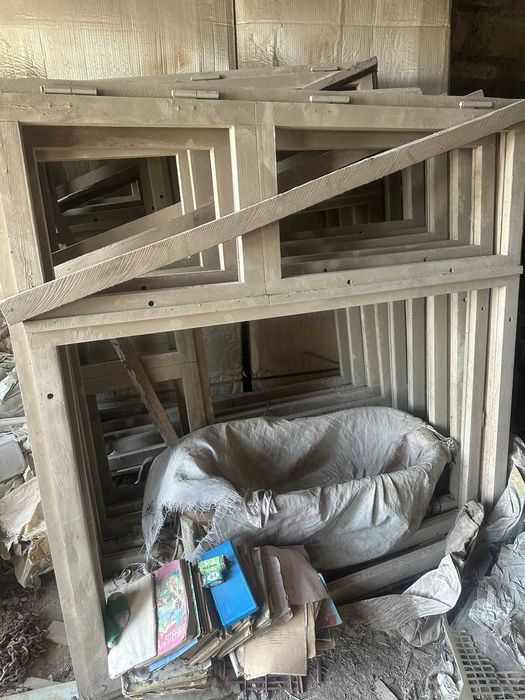 Рамы, двери деревянные