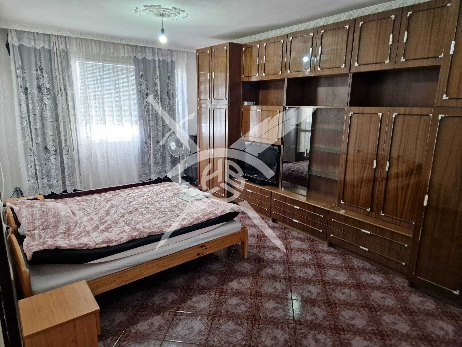 Тристаен апартамент в гр.Средец!