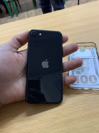 iPhone SE 2020 Black
