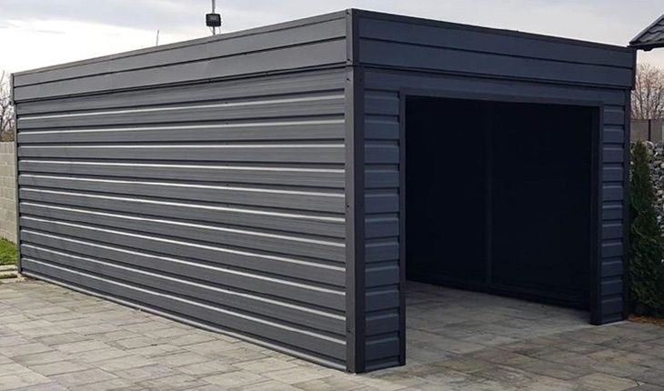 Garaj metalic din panouri sandwich 3.5 x 6m