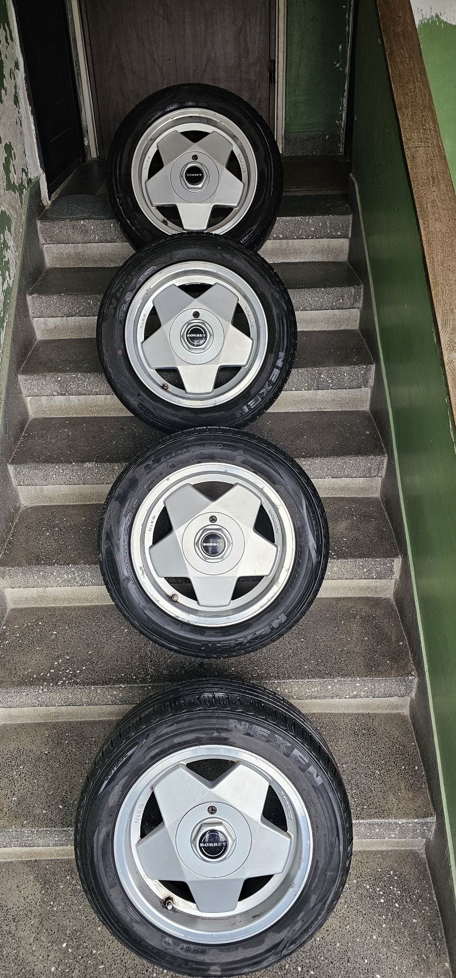 Джанти Borbet a 15 4x100 с летни гуми