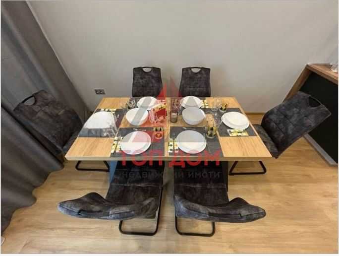 Дава се под наем Четиристаен апартамент в Варна, Център - 110 кв.м за 1275 € - Снимка #1