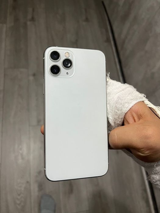 Айфон 11 про.