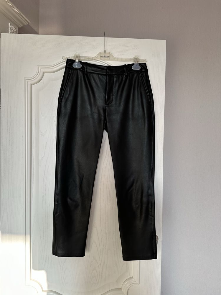 Брюки Zara эко кожа