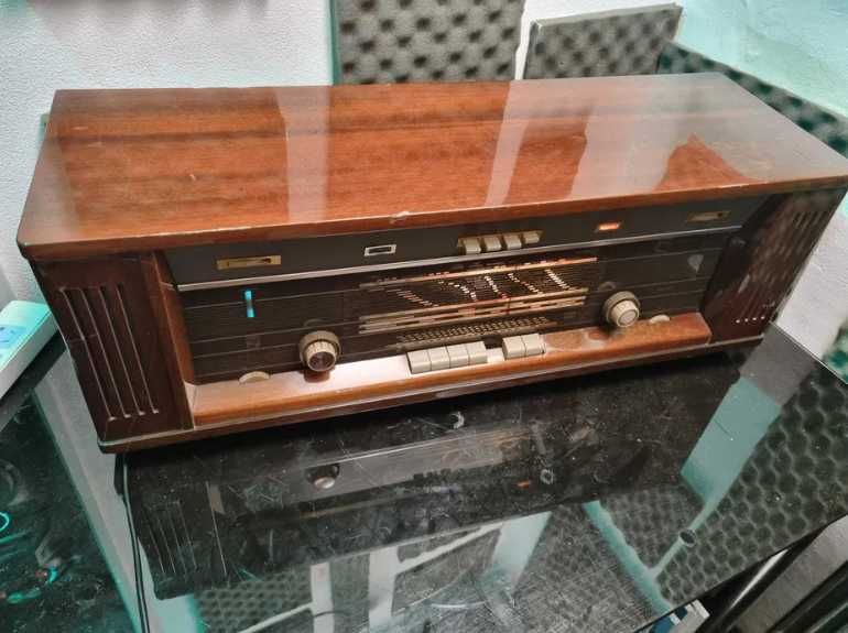 Radio Tuner Vintage pe lampi Philips B7X44A made in Olanda