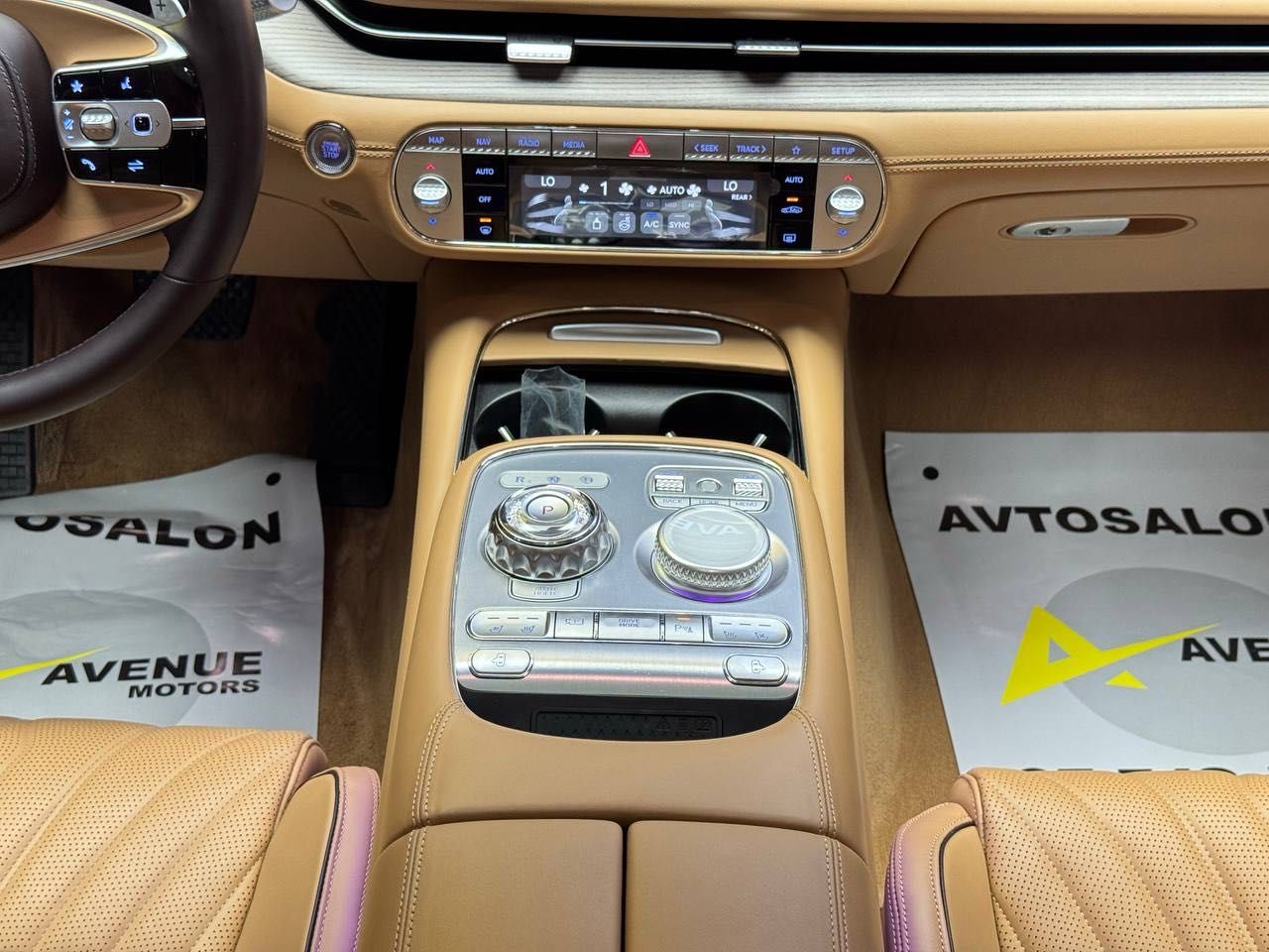 Продается Genesis G90