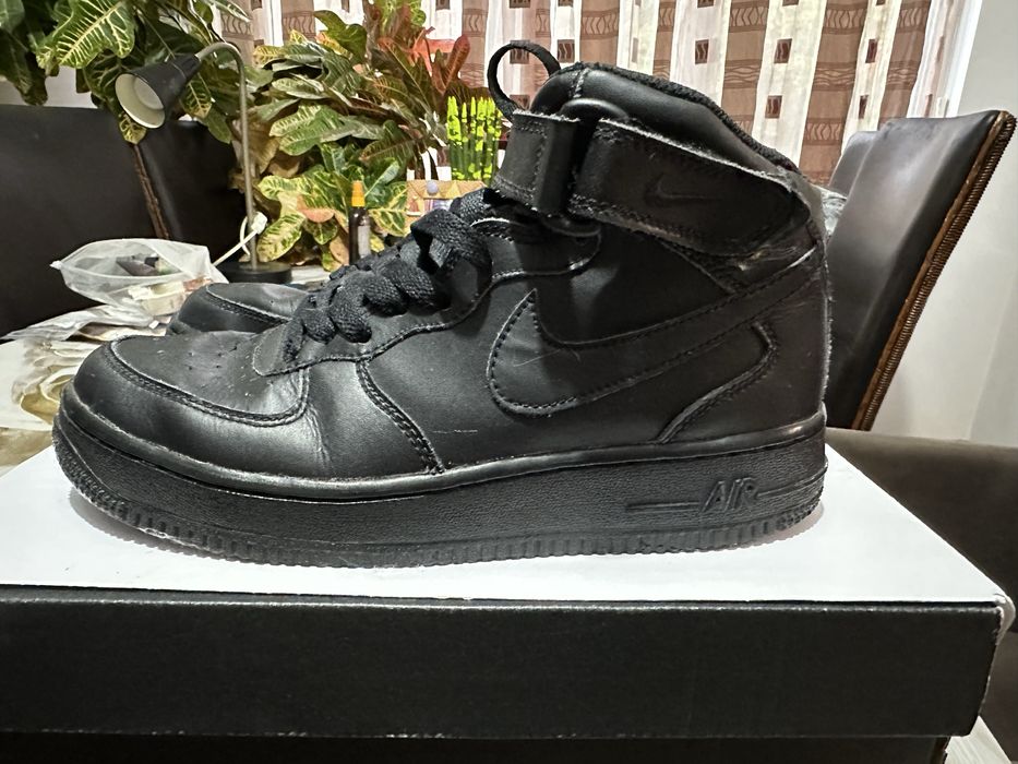 Маратонки Nike Air Force 38н.