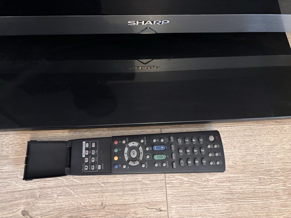 Televizor LCD Sharp 46”