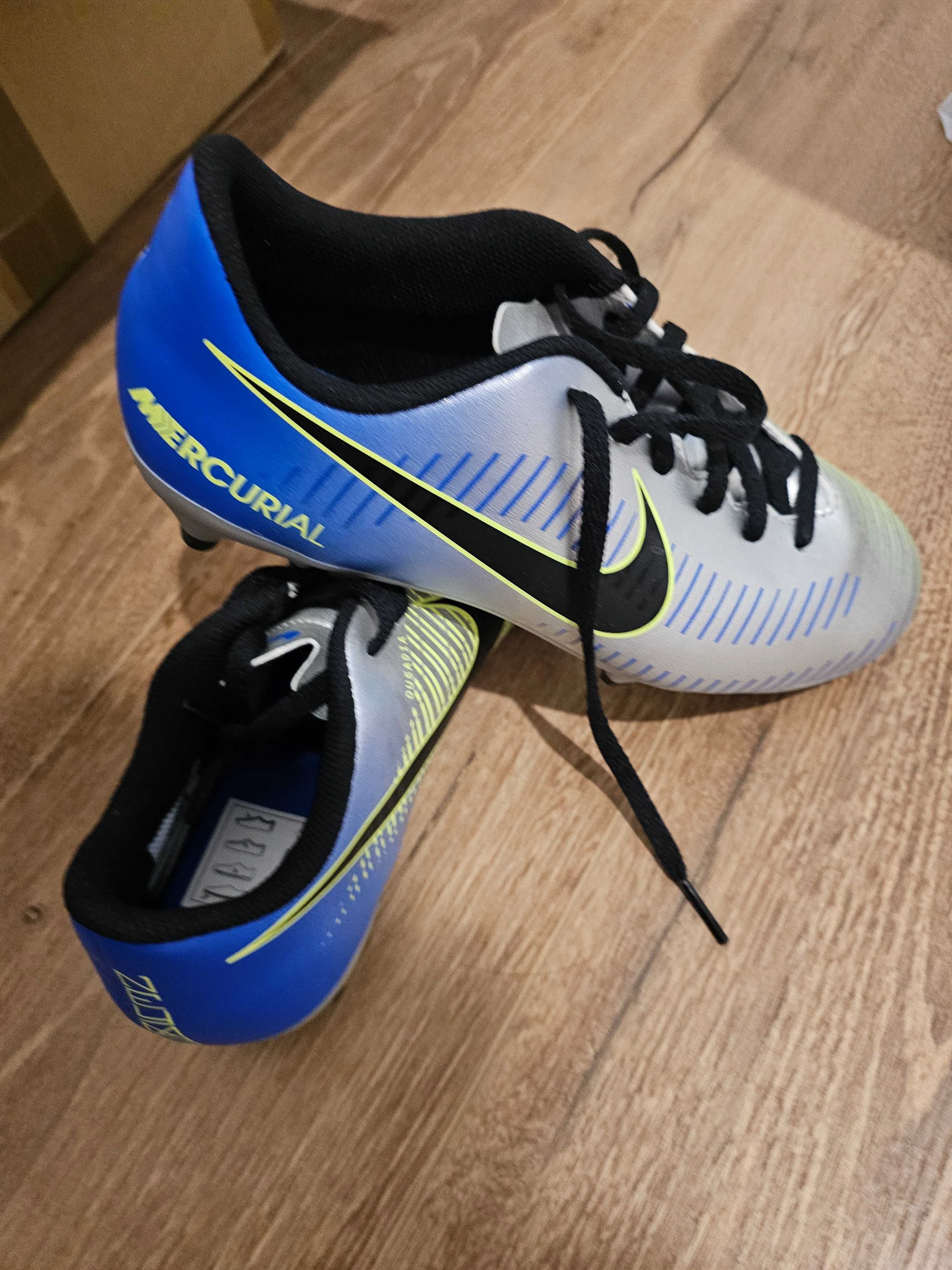 Nike  Neymar Оригинални бутонки 37.5 номер