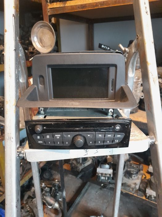 Radio Cd-player Renault Clio 3 Navigatie color TOM-TOM