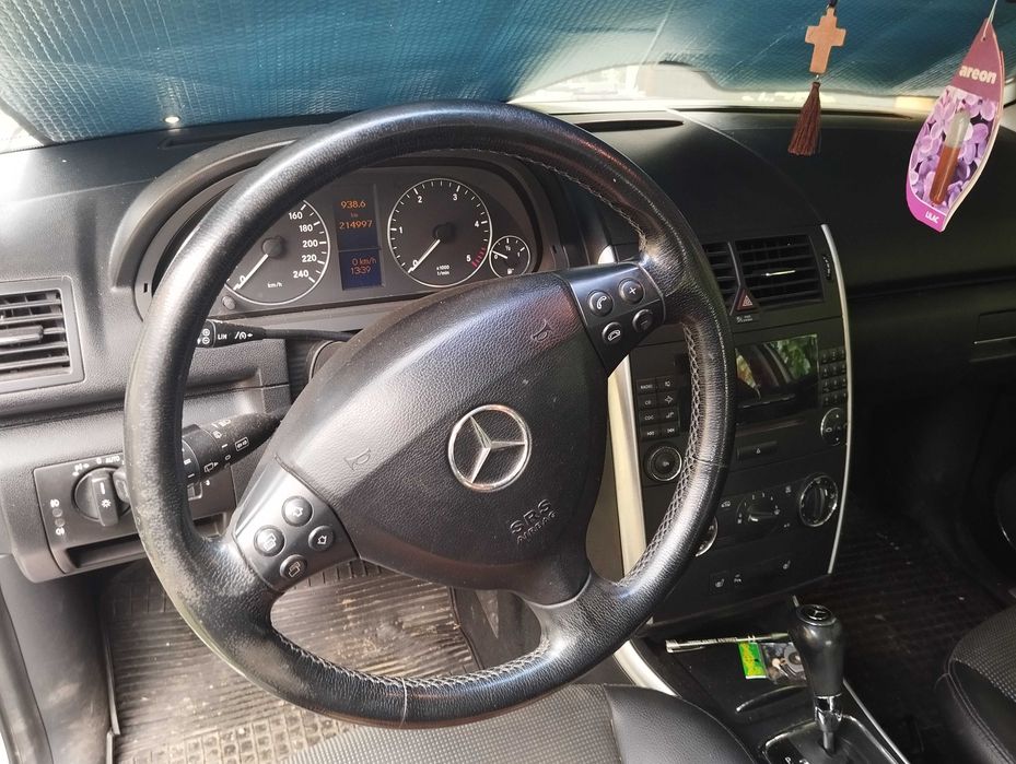 Vând Mercedes A180 CDI