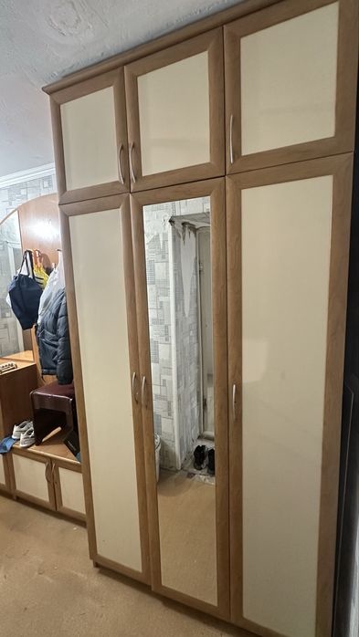 Шкаф для прихожей