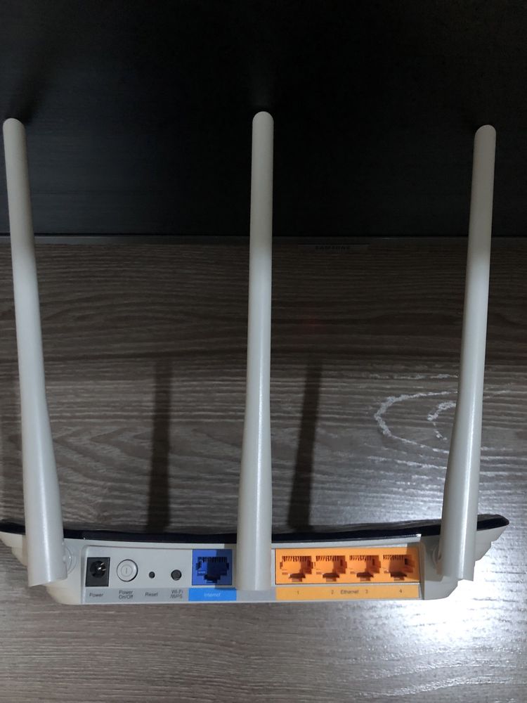 Wi-Fi роутер TP-LINK Archer C20 V4