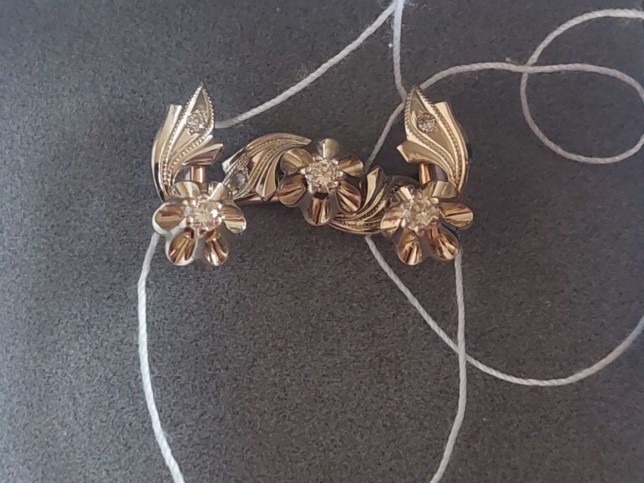 Золотые серьги,кольцо с бриллиантами