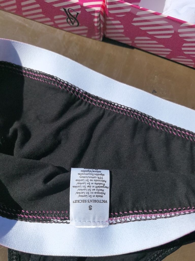 Victoria's Secret дамско бельо