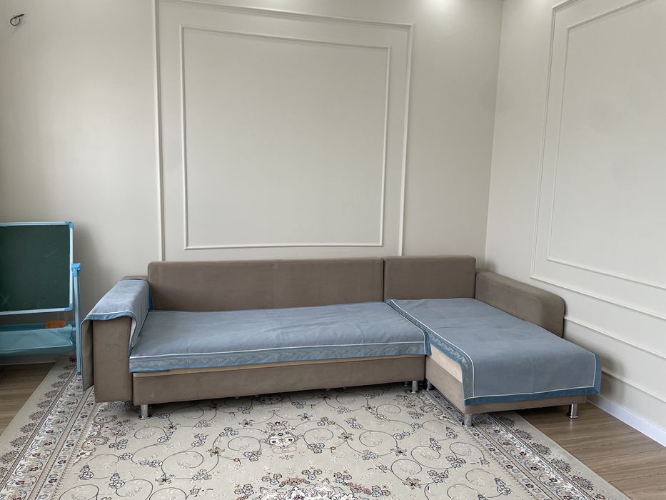 Продам диван в хорошем состояний