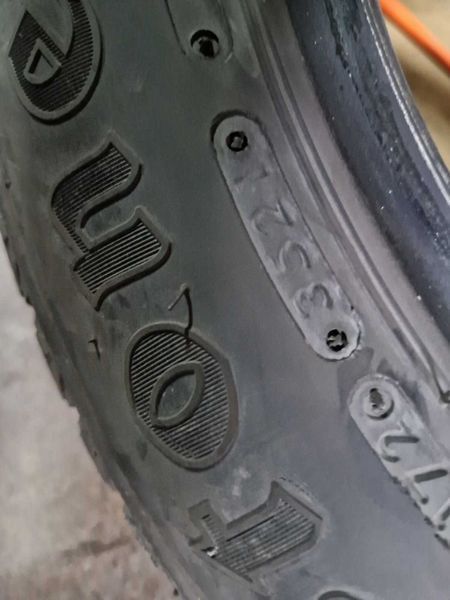 2 Firestone R16 C 195/60/ 
зимни гуми  DOT3521